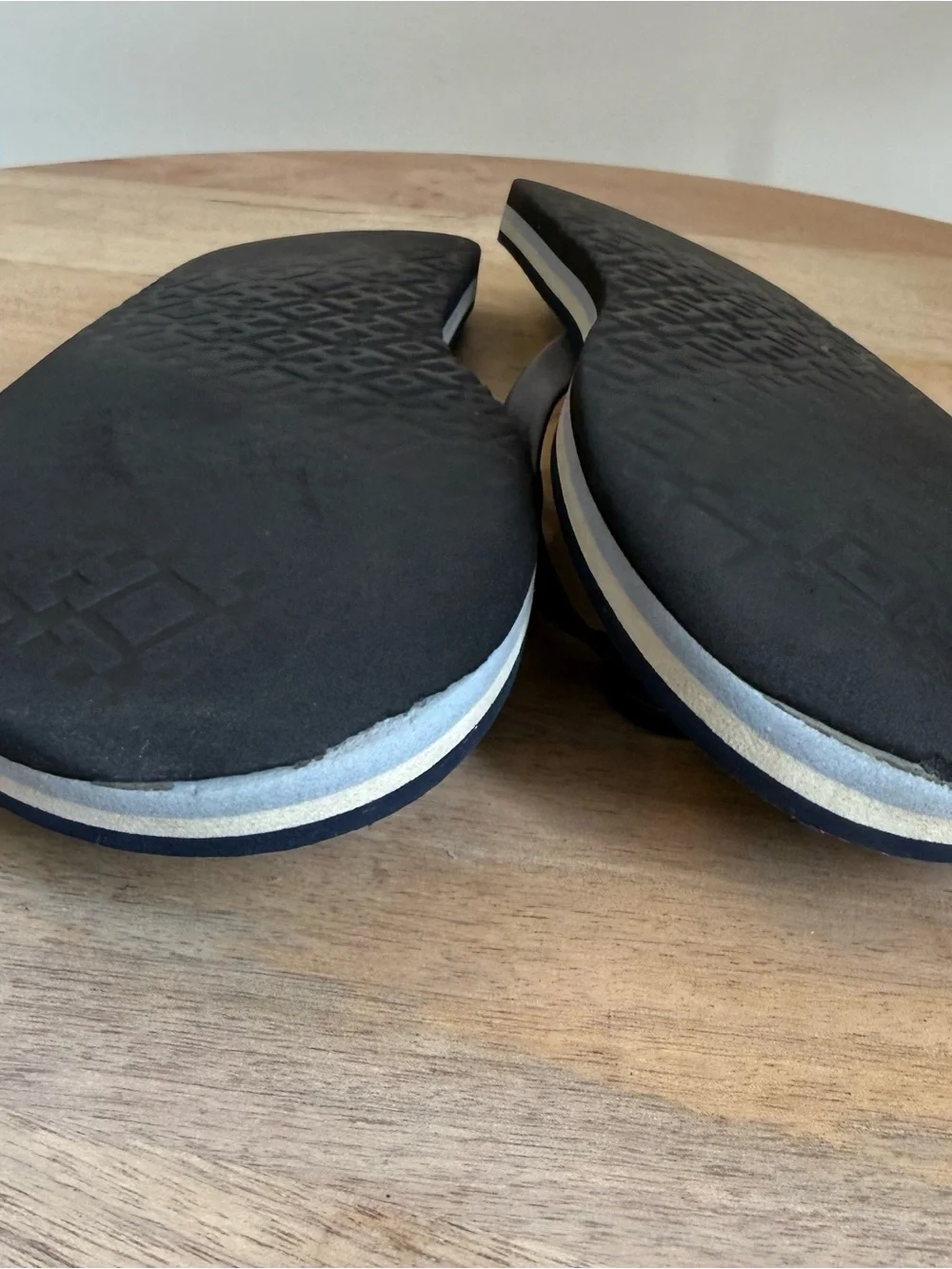Tory Burch Logo Navy Blue Rubber Flip Flops Size 6